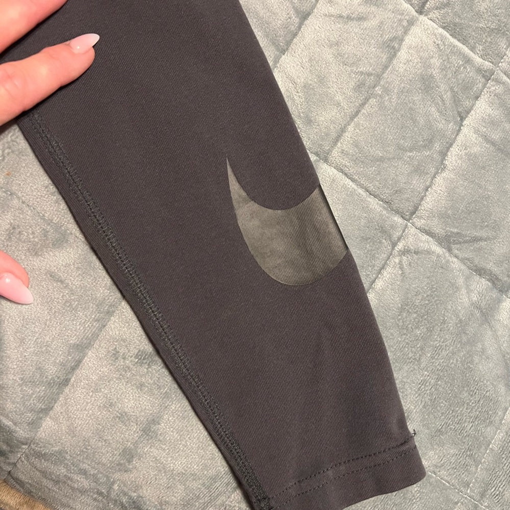Size Small Nike Leggings